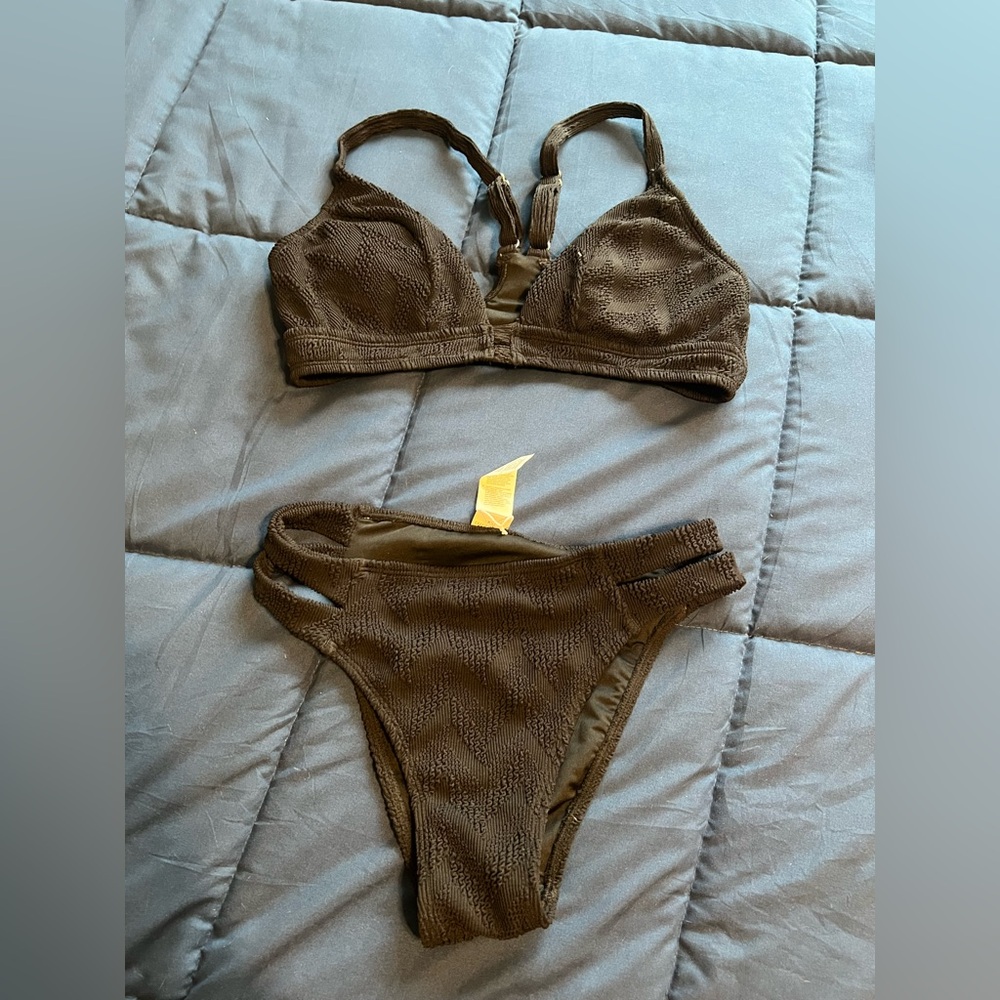 CUPSHE Black swim set